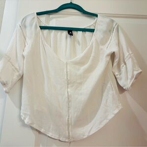 Chic White Blouse with 3/4 Sleeves